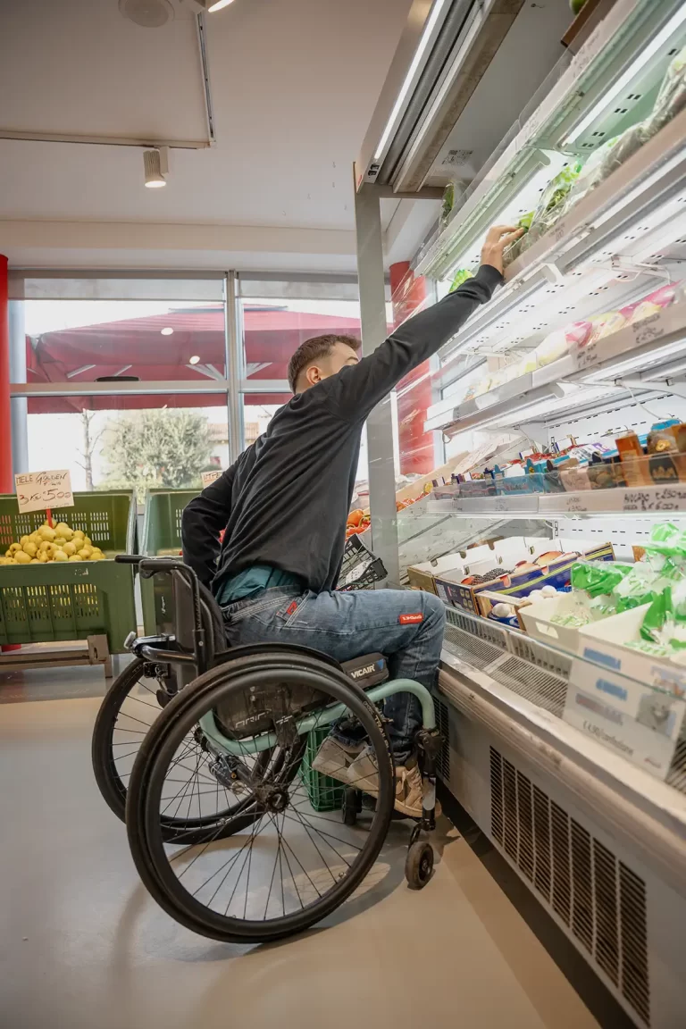 Jeans-per-persone-in-carrozzina-7